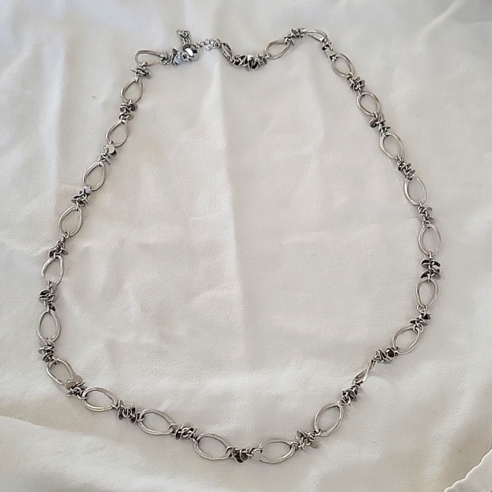 Lia sophia necklace